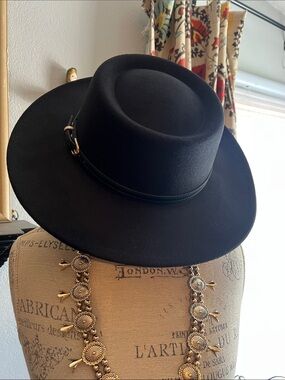 Black Wide-Brim Wool Rancher Hat with Leather Band